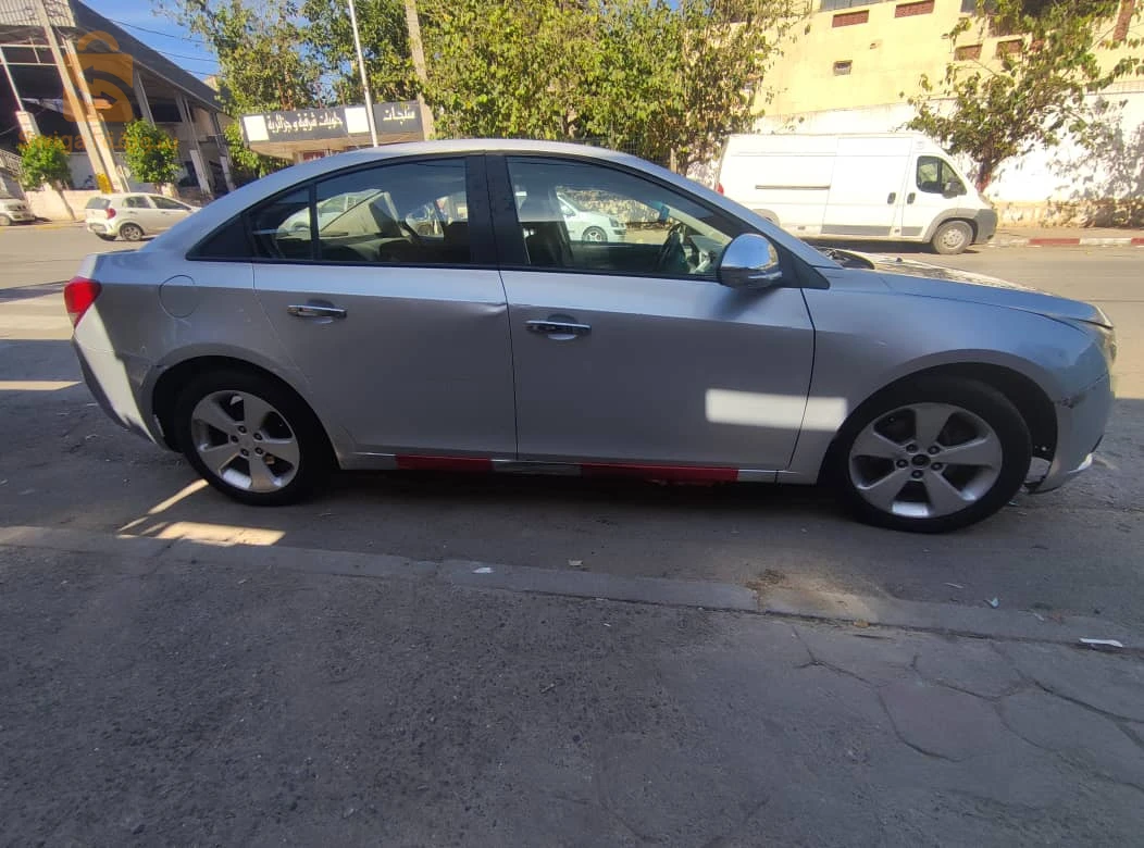 شيفروليه Cruze 2011 16 الجزائر