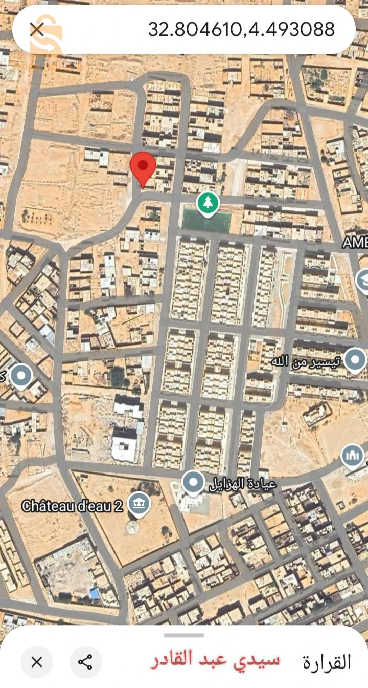 عقار ذو واجهتين بالعقد في القرارة للبيع