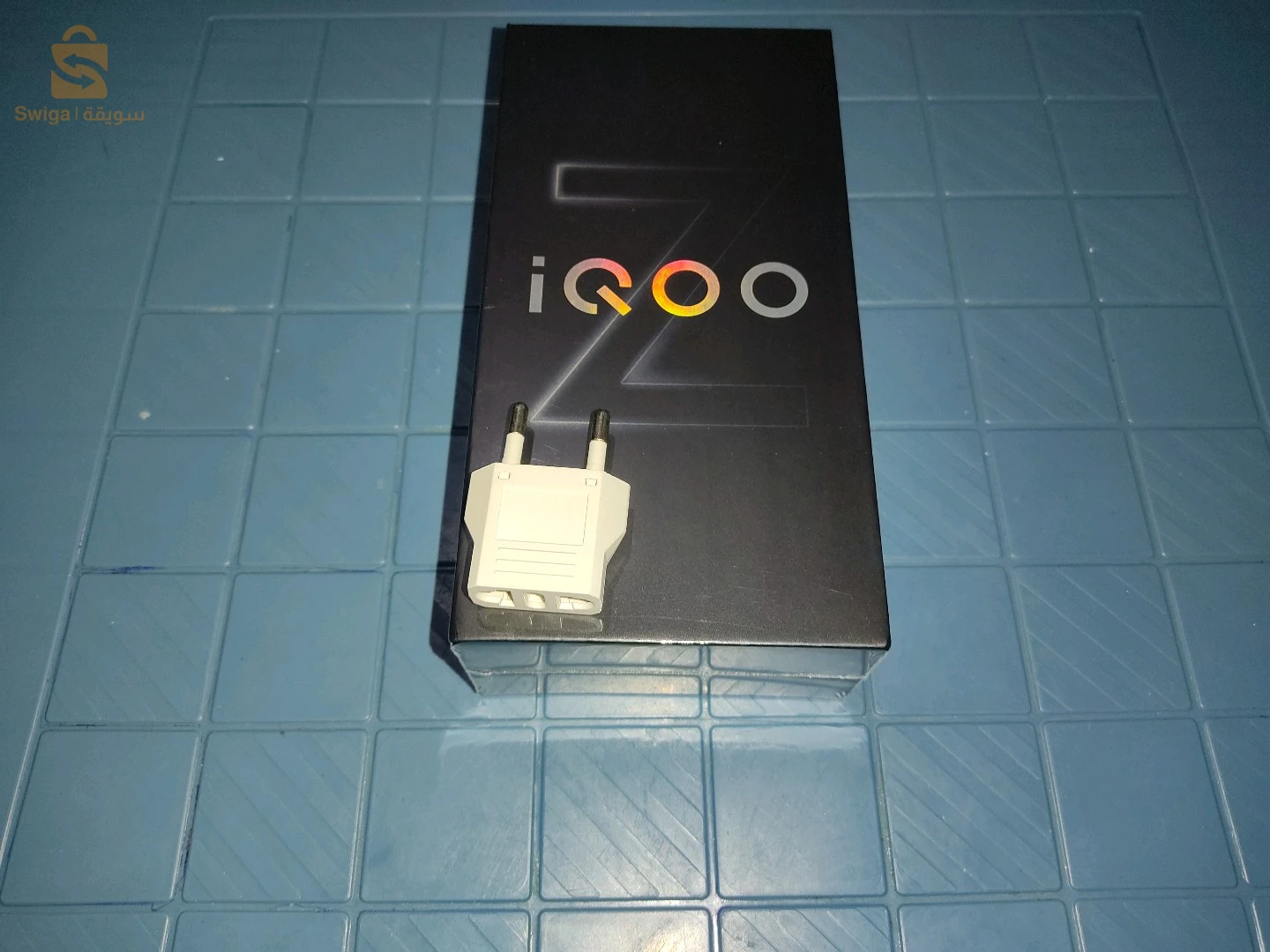 IQOO Z9 turbo - 12/256 - noir - boîte cacheté