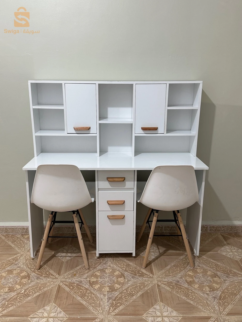 bureau 2 place top modèle et très bien fini et solide ✅
0540881952