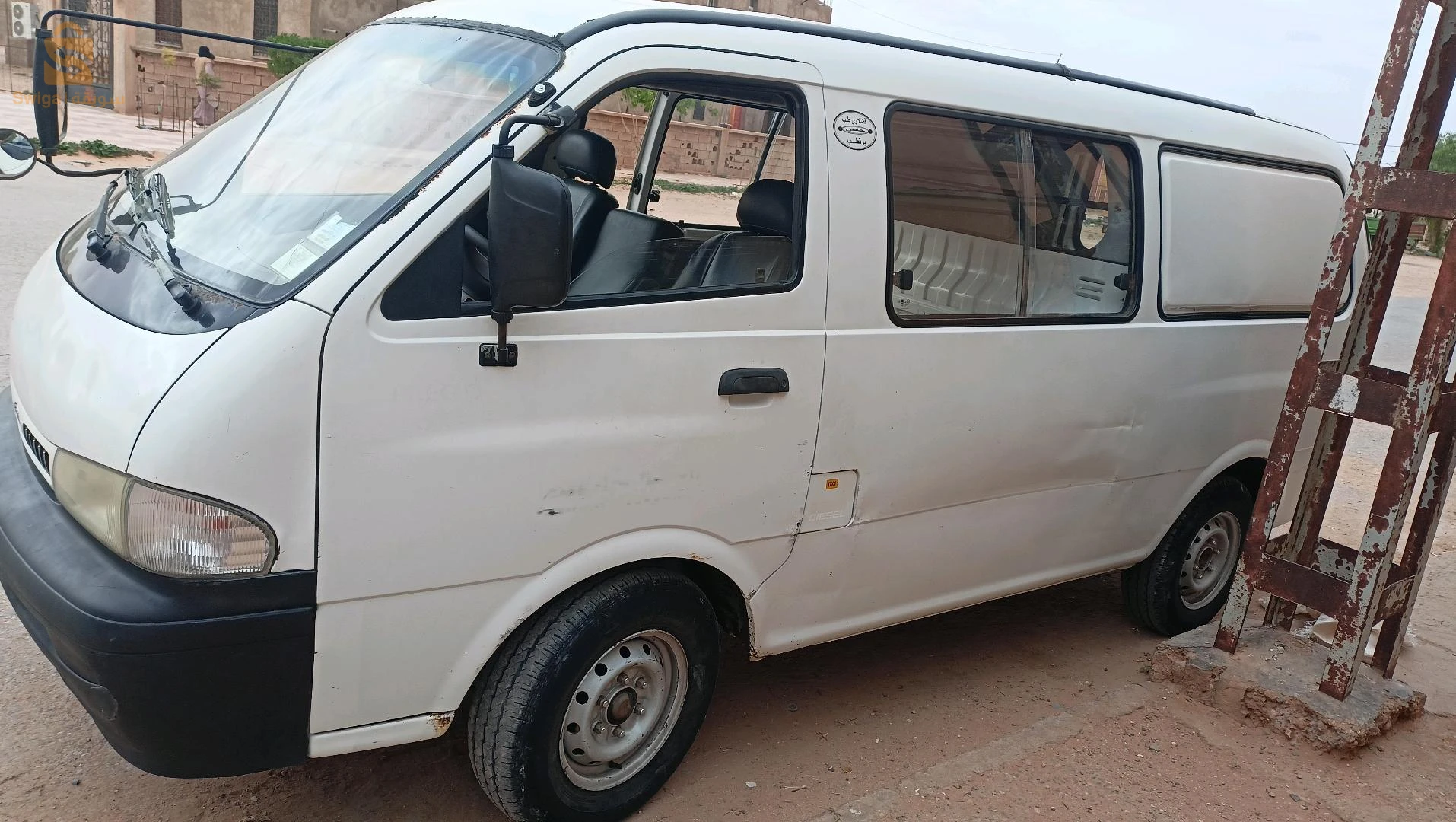 كيا Borrego 2003 32 البيض