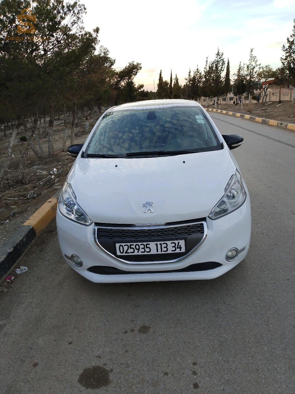 Peugeot 208 2013 34 BORDJ BOU ARRERIDJ