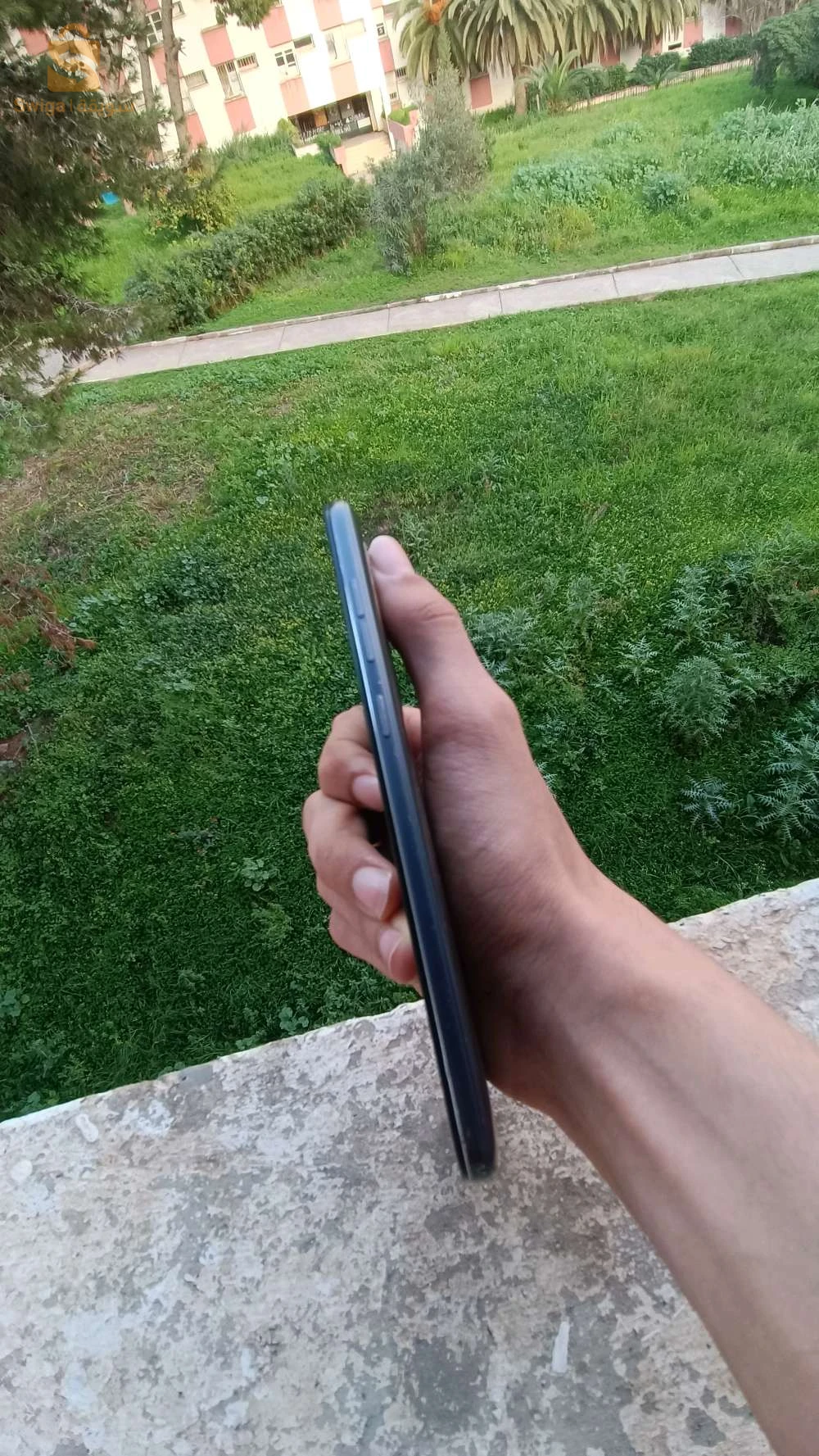 pocophone F1 6/128