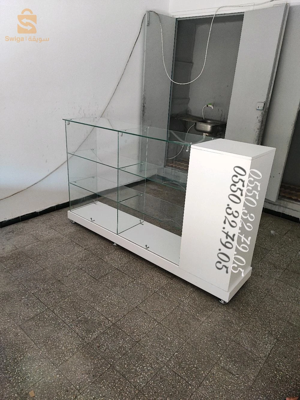 ✨ ▬ Présentoirs d'Exposition en Verre ▬ ✨
