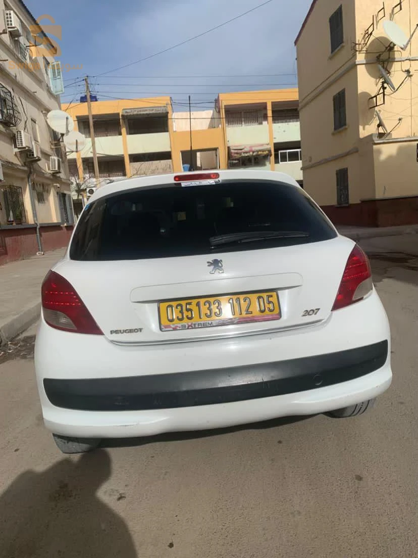 بيجو 207 2012 5 باتنة