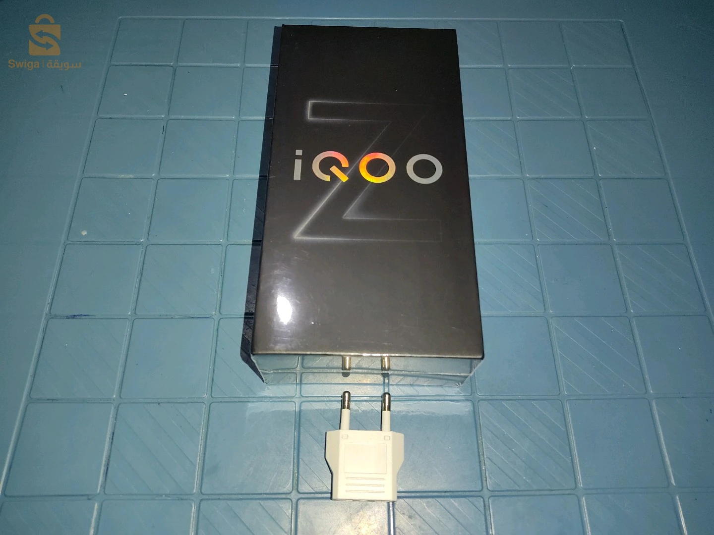 IQOO Z9 turbo - 12/256 - noir - boîte cacheté