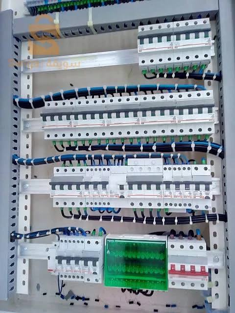 Maintenance et réalisation des armoires électriques