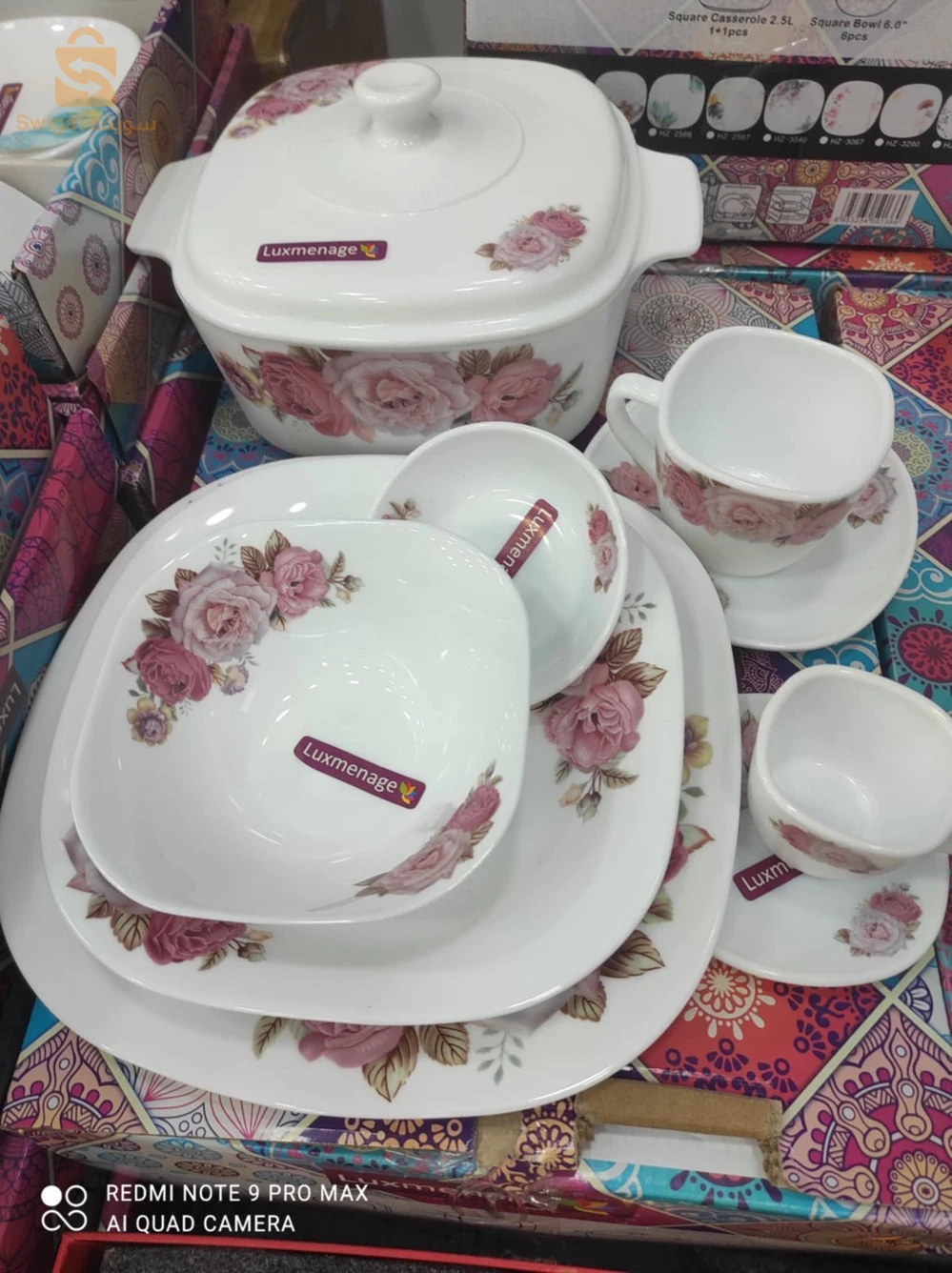 très beau service 50pièce