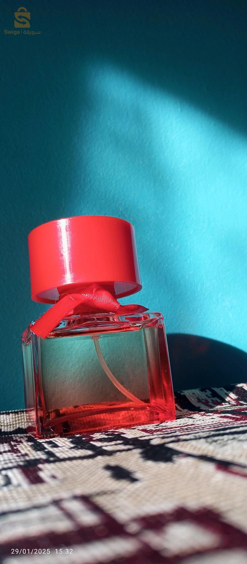 عطر يجذب الانتباه ويبقى في الذاكرة🌹✨
الاحساس و ليس المكونات