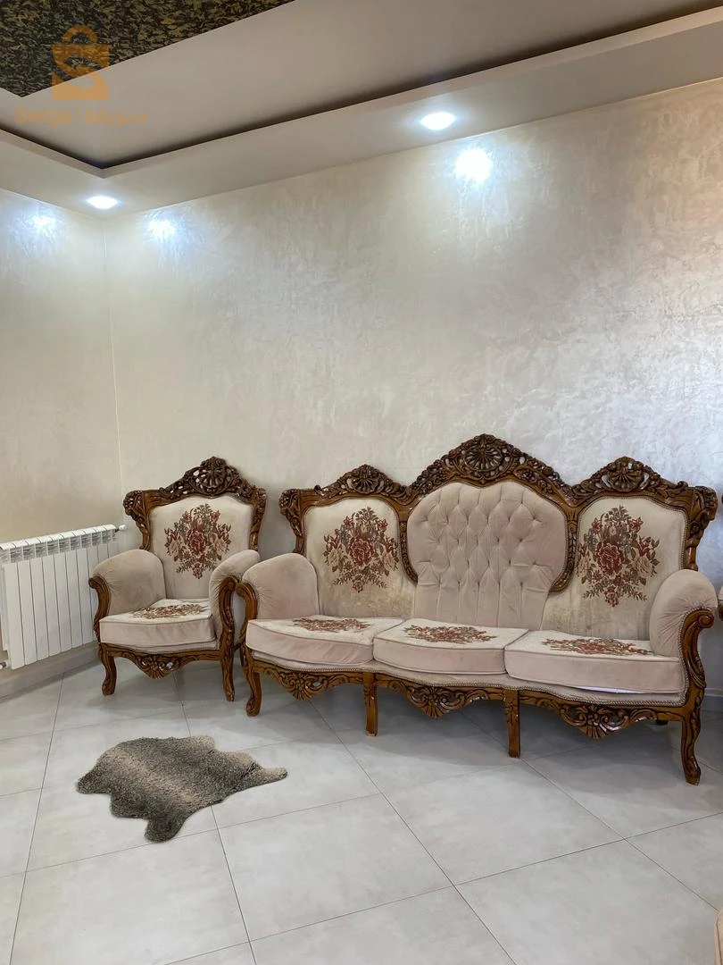 Sièges égyptiens modernes