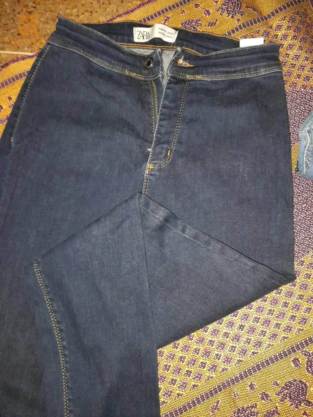 des jeans et pantalons classique de la marque primark