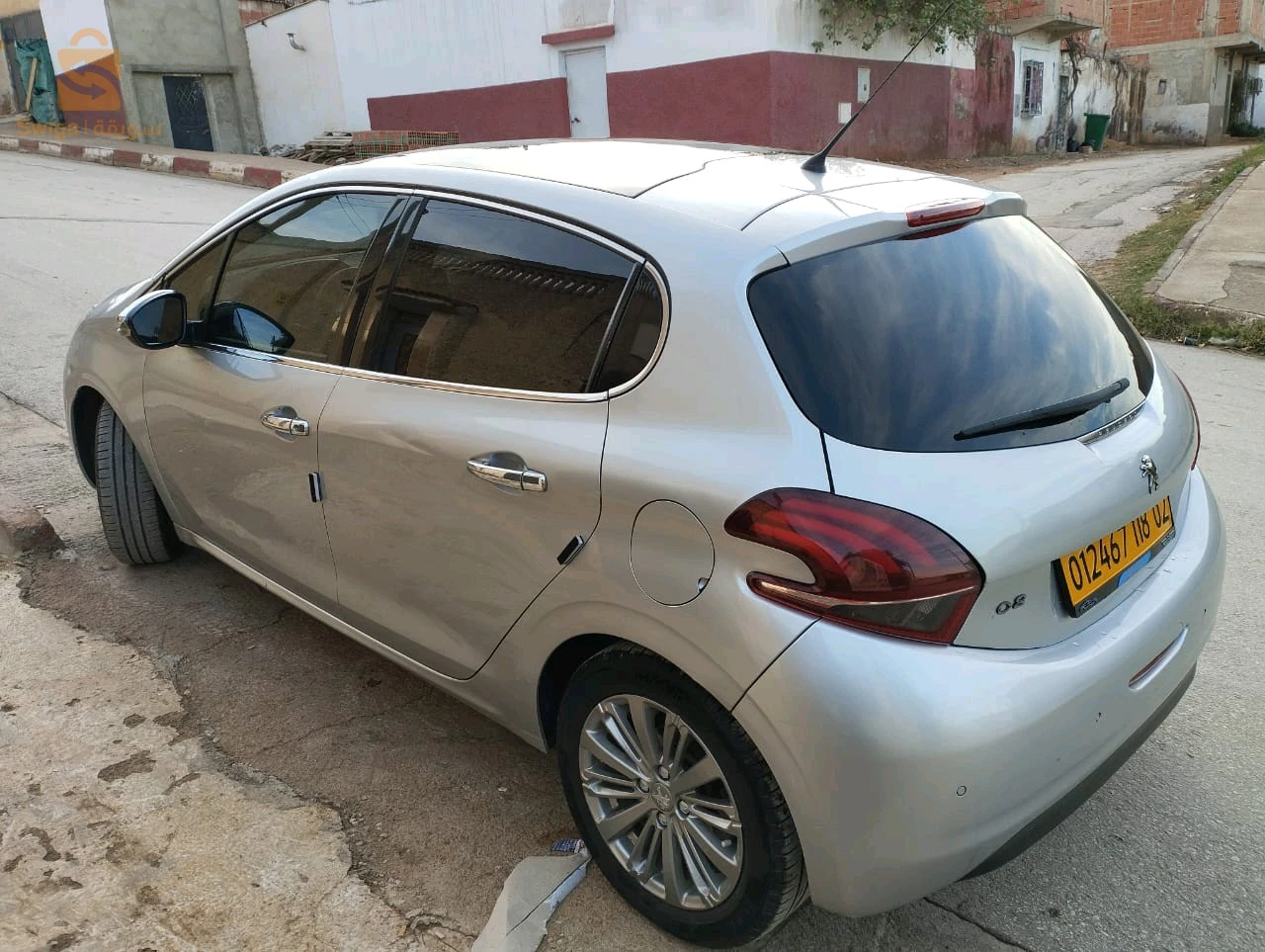 بيجو 208 2018 2 شلف