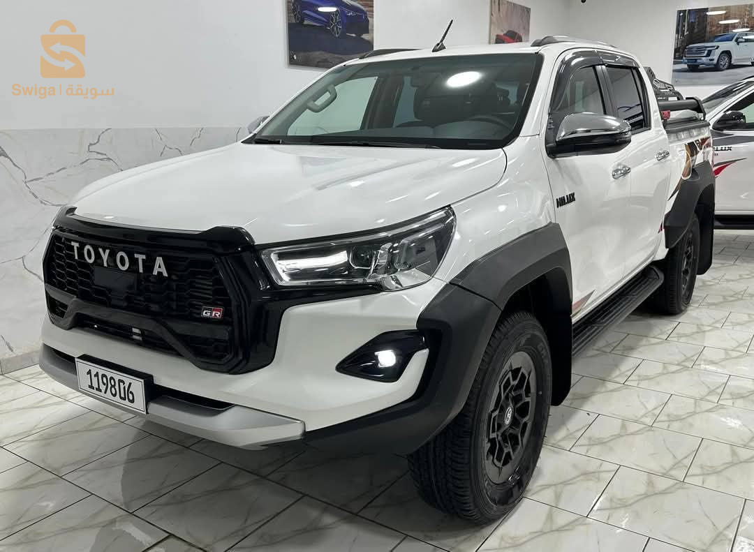 تويوتا Hilux 2024 24 قالمة