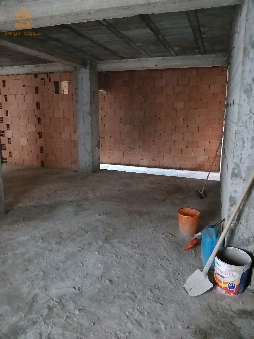 je vu propose un aparte de 76m² de 3em étage avec asenseur