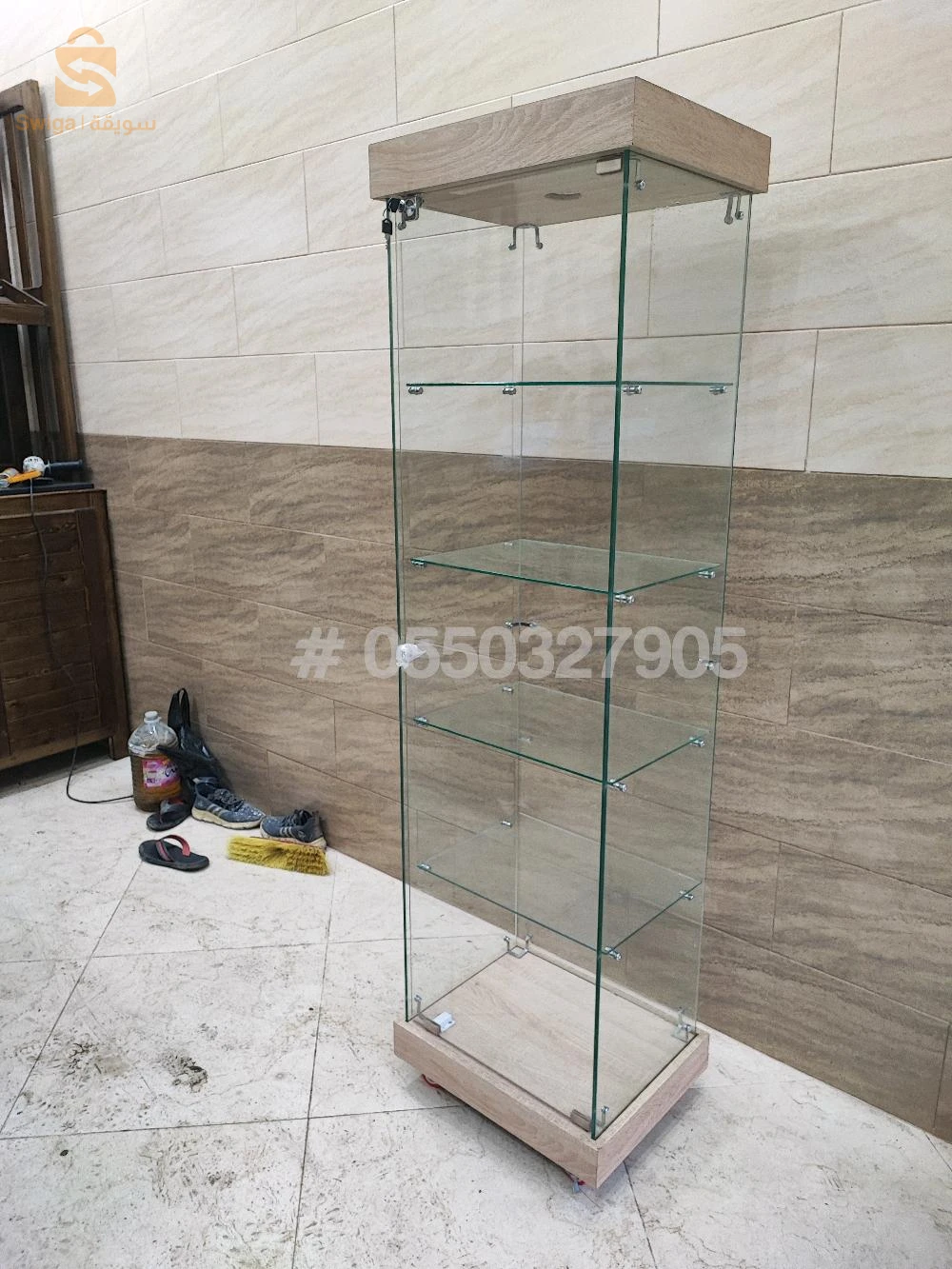 armoire en verre pour exposition 50cm