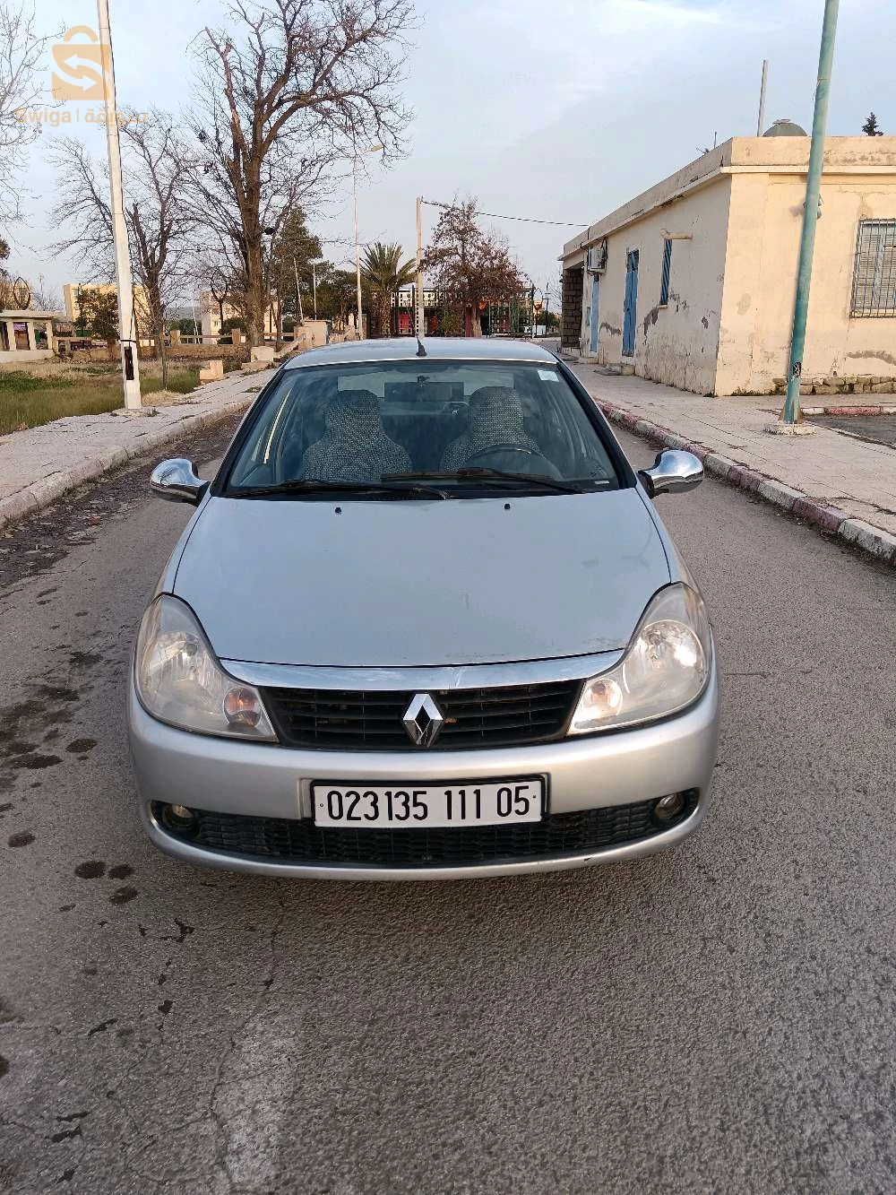 رينو SYMBOL 5 باتنة