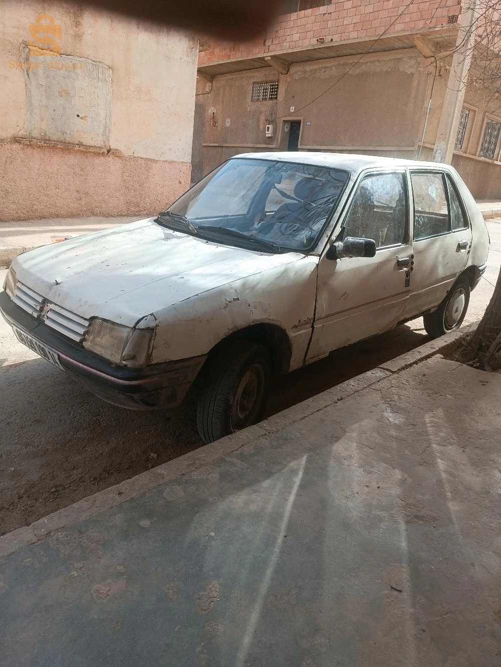 بيجو 205 1990 14 تيارت
