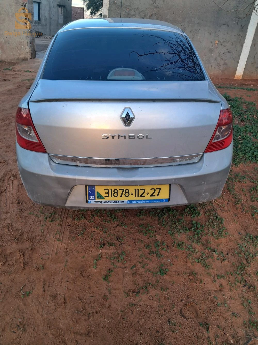 رينو SYMBOL 2012 27 مستغانم