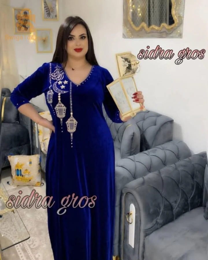 ملابس نسائية