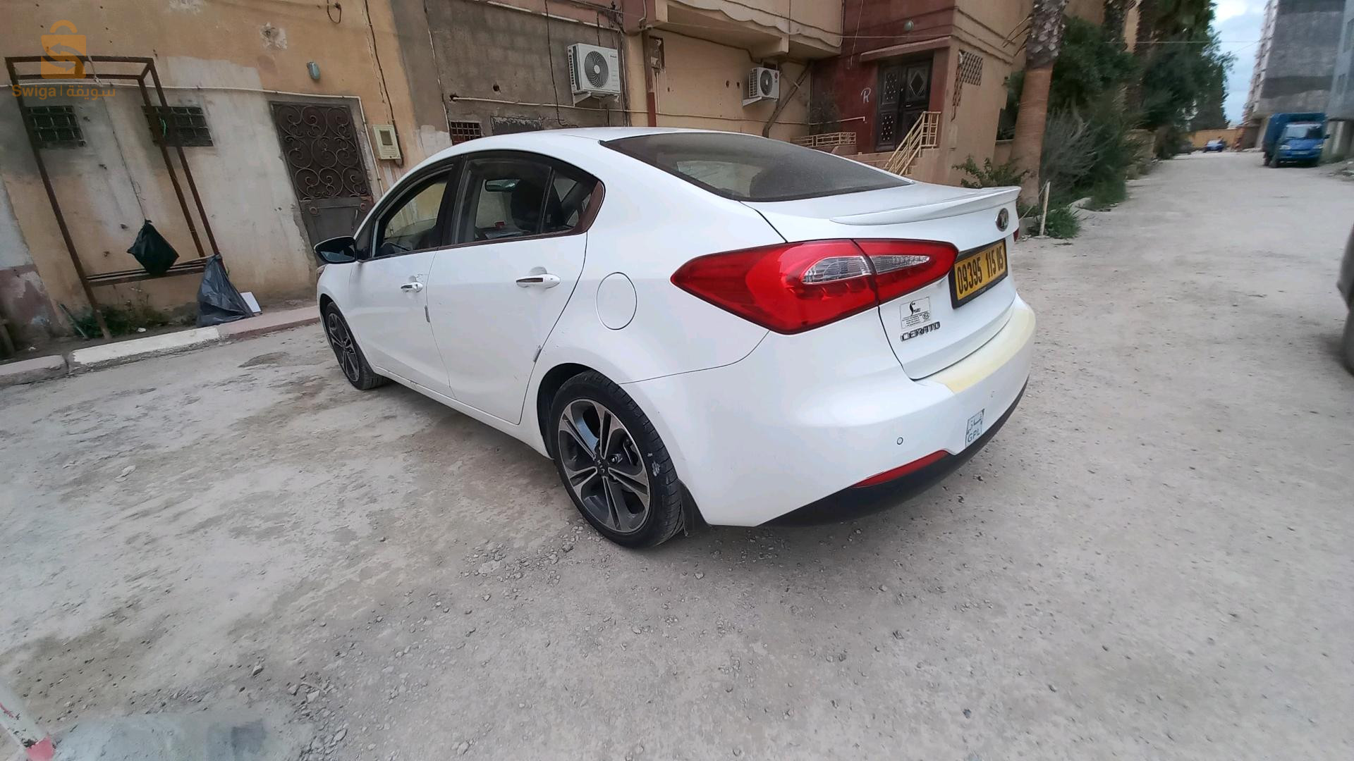 كيا Cerato 2015 5 باتنة