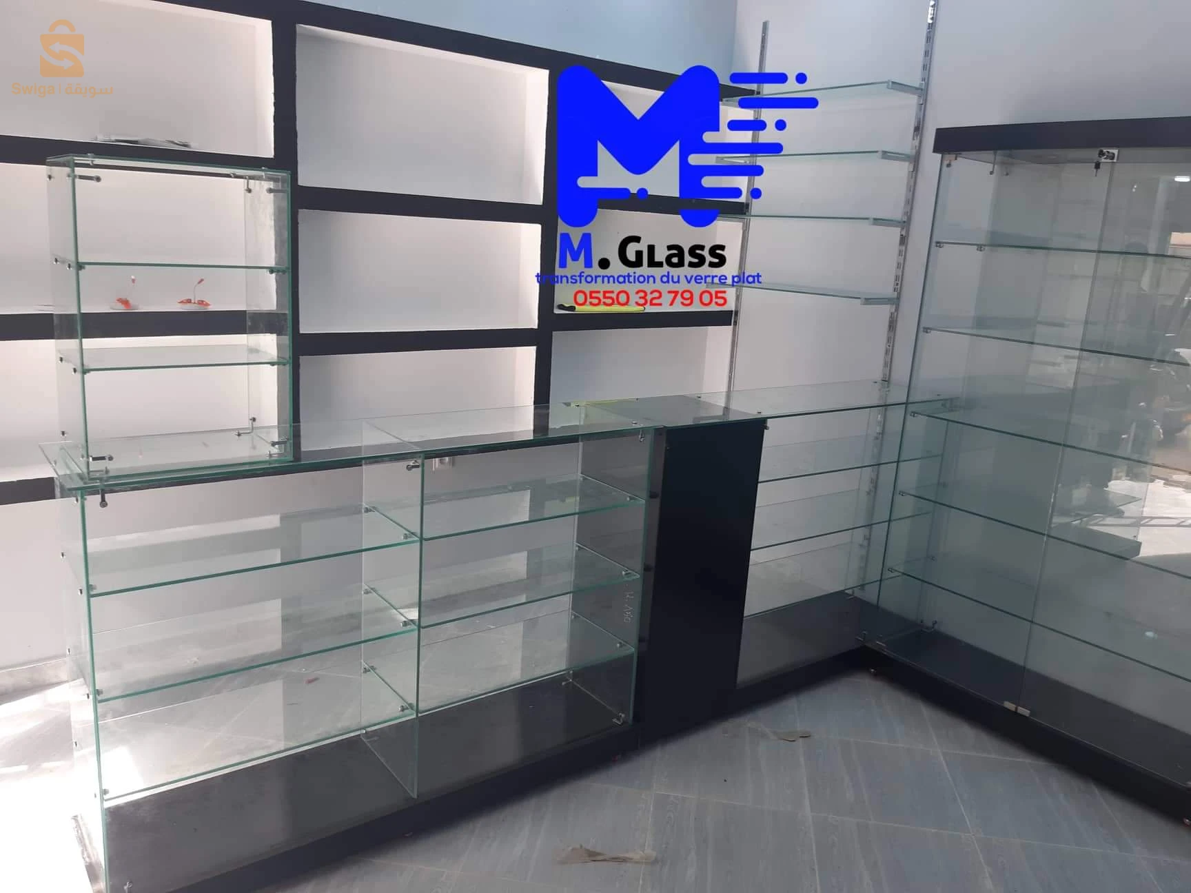 ✨ ▬ Présentoirs d'Exposition en Verre ▬ ✨