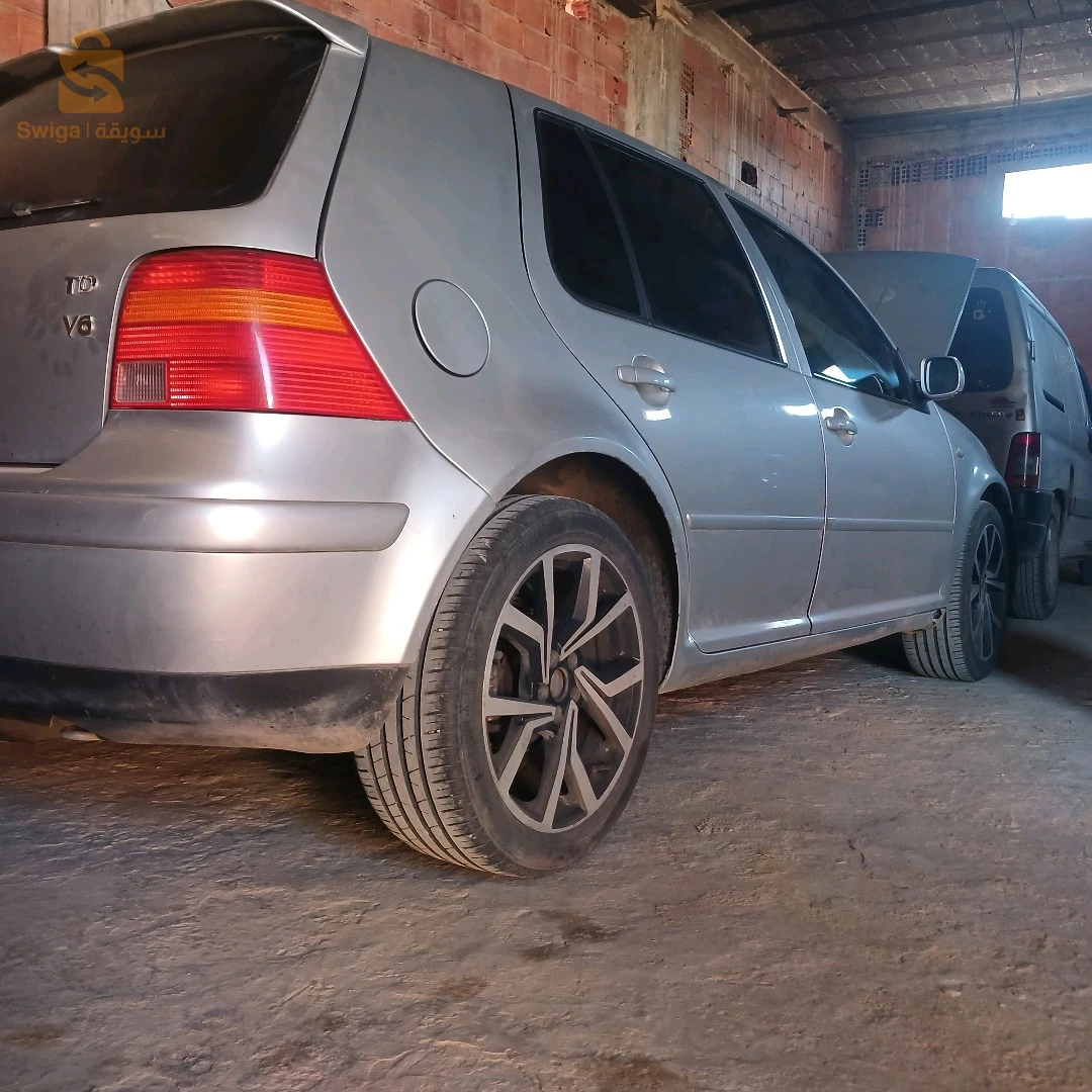 فولكس واجن Golf 2003 27 مستغانم