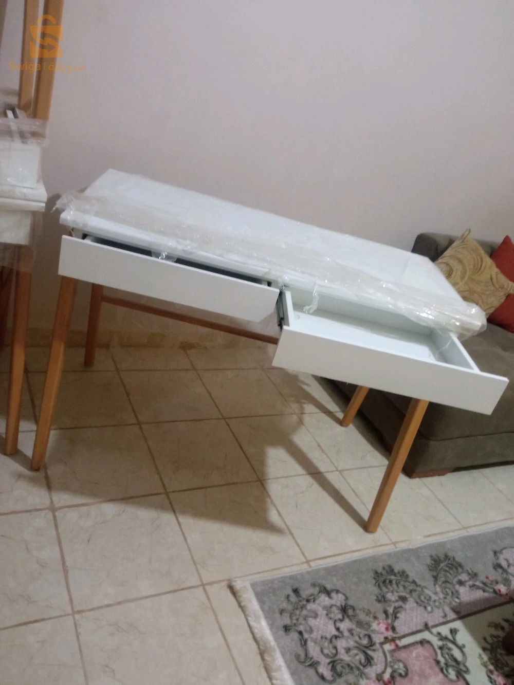 مكاتب عصرية