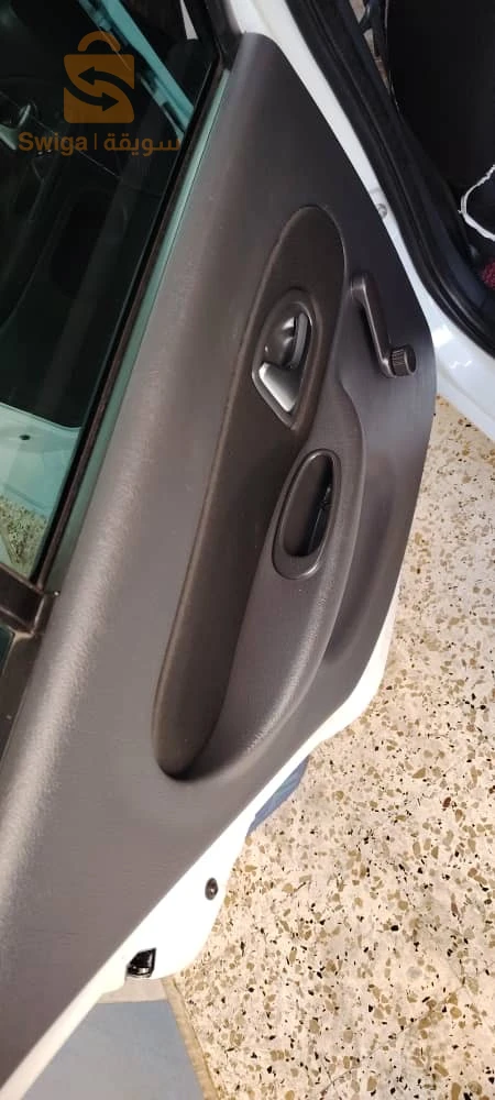 رينو Clio 2 2015 7 بسكرة