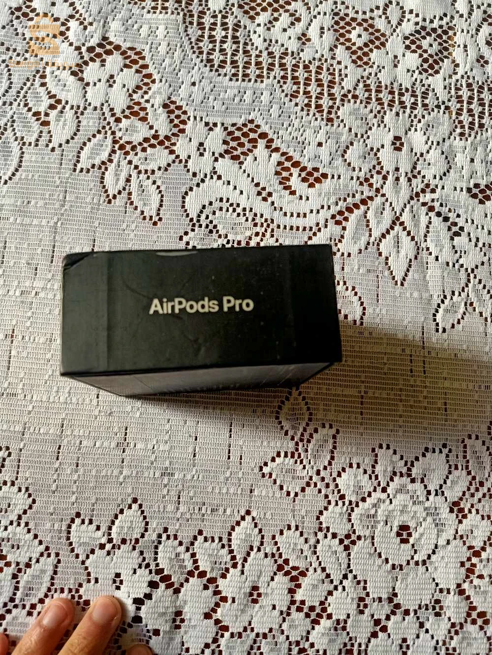 airpods pro black