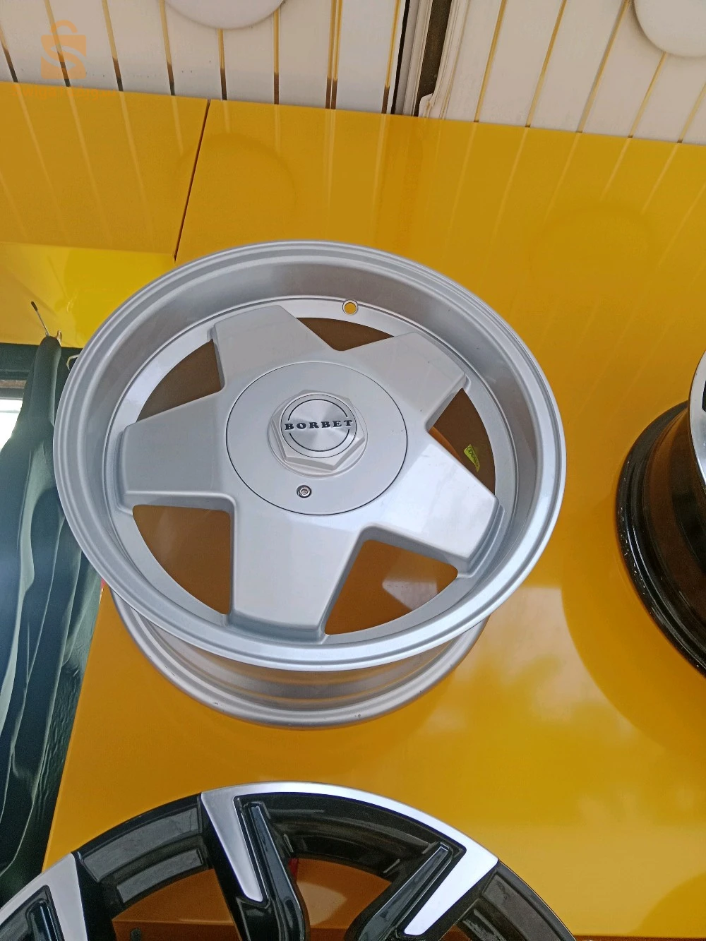 jantes BORBET par 15 et 16"