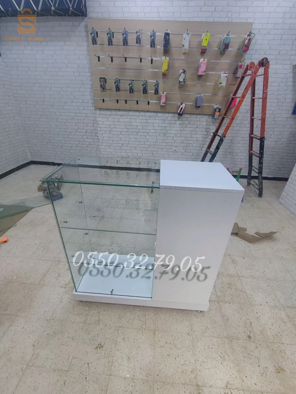 ✨ ▬ Présentoirs d'Exposition en Verre ▬ ✨
