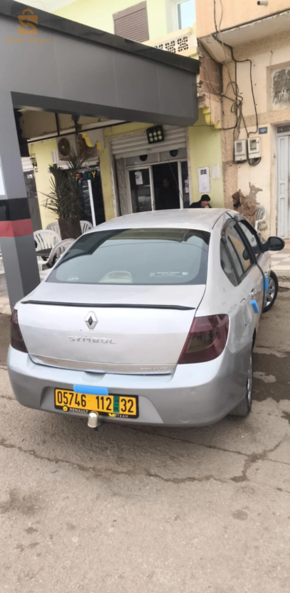 رينو SYMBOL 2012 32 البيض