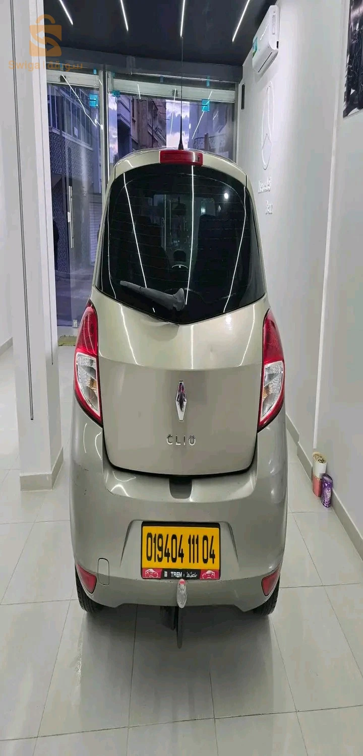 رينو Clio 3 2011 4 ام البواقي