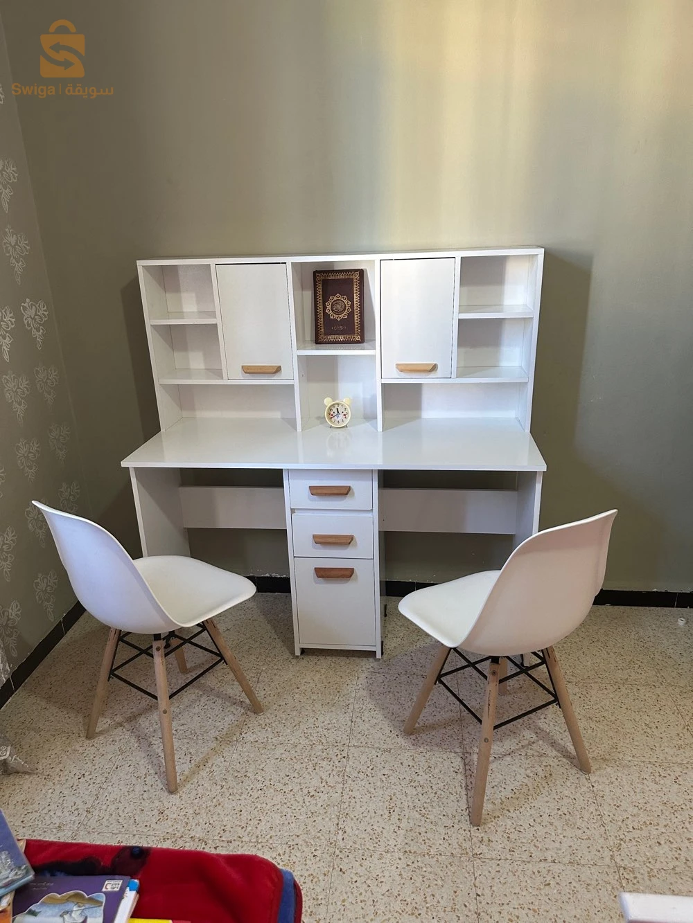 bureau 2 place top modèle et très bien fini et solide ✅
0540881952