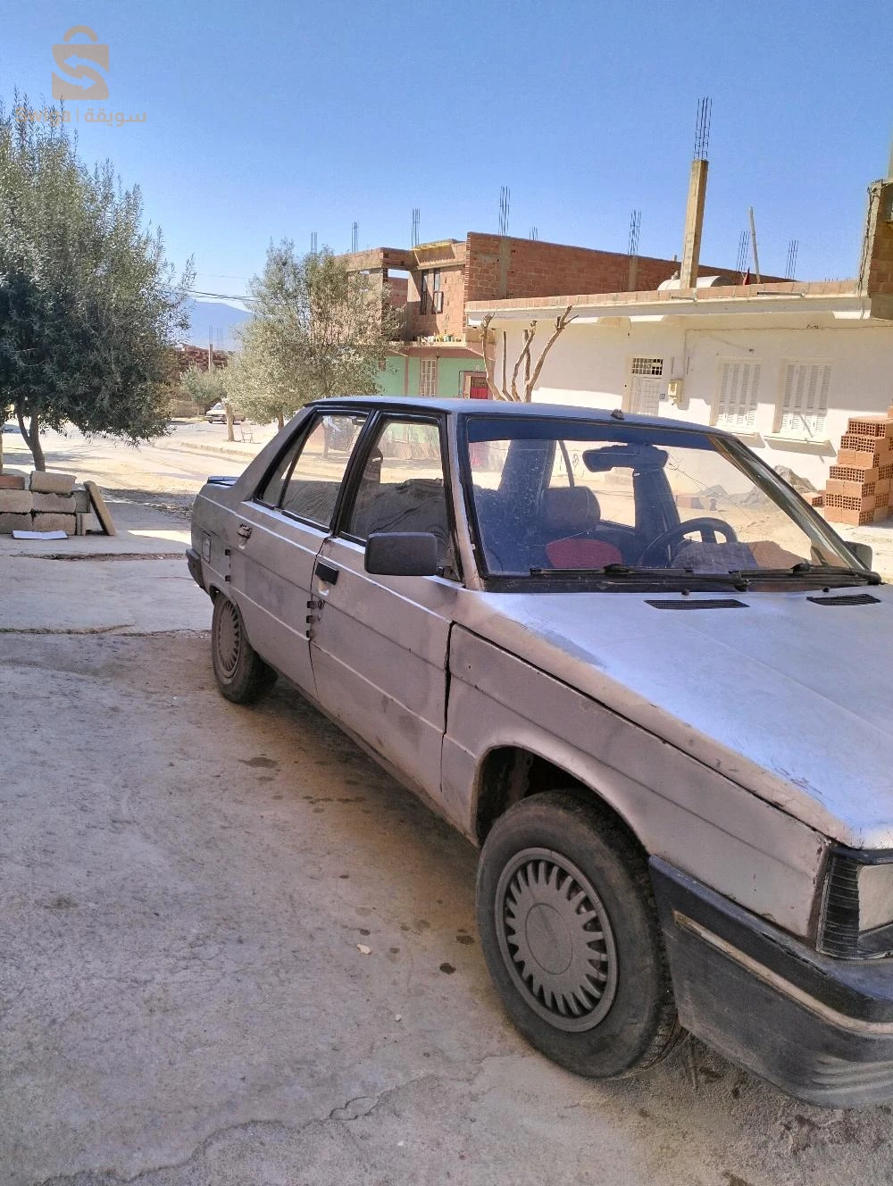 رينو R 9 1986 5 باتنة