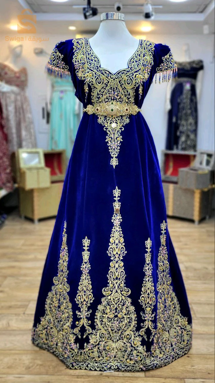 قندورة عنابية حرة