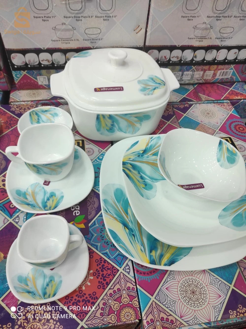 très beau service 50pièce