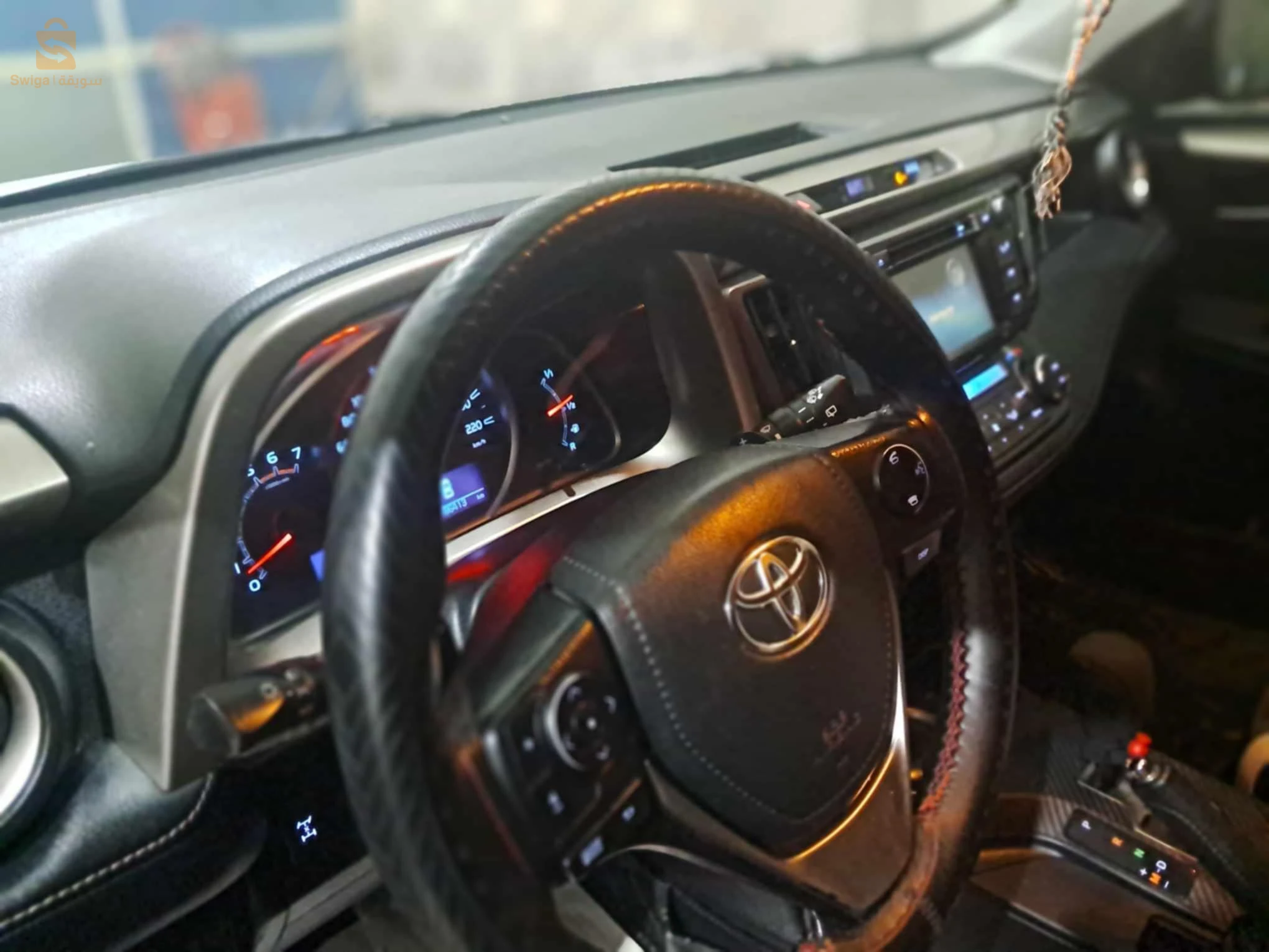 تويوتا RAV 4 2017 7 بسكرة