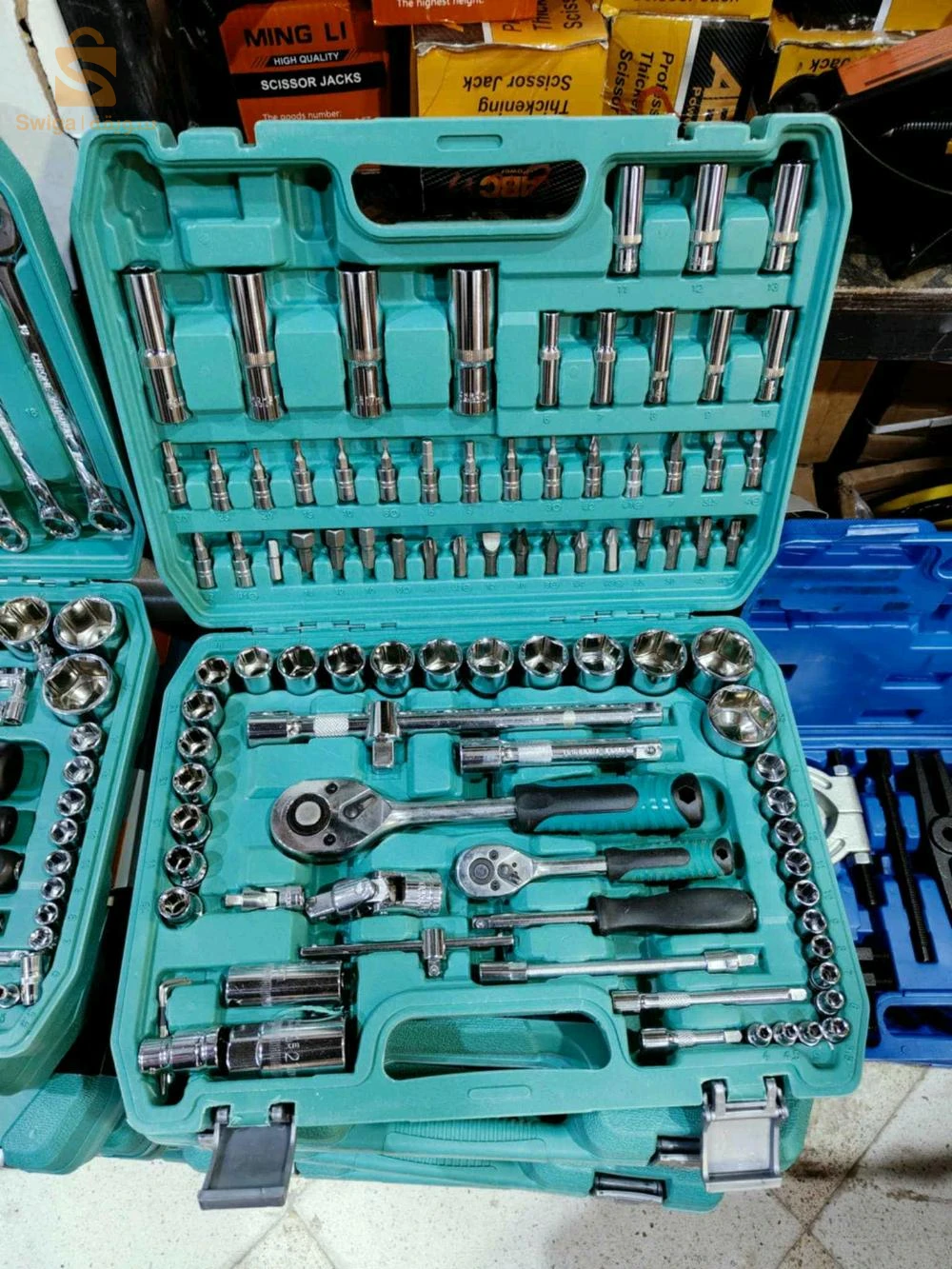 Caisse a outils 94pcs original