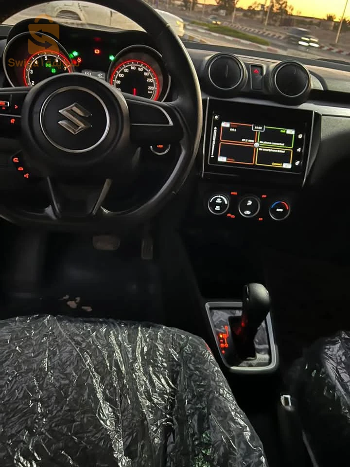 Suzuki Swift 2024 25 CONSTANTINE