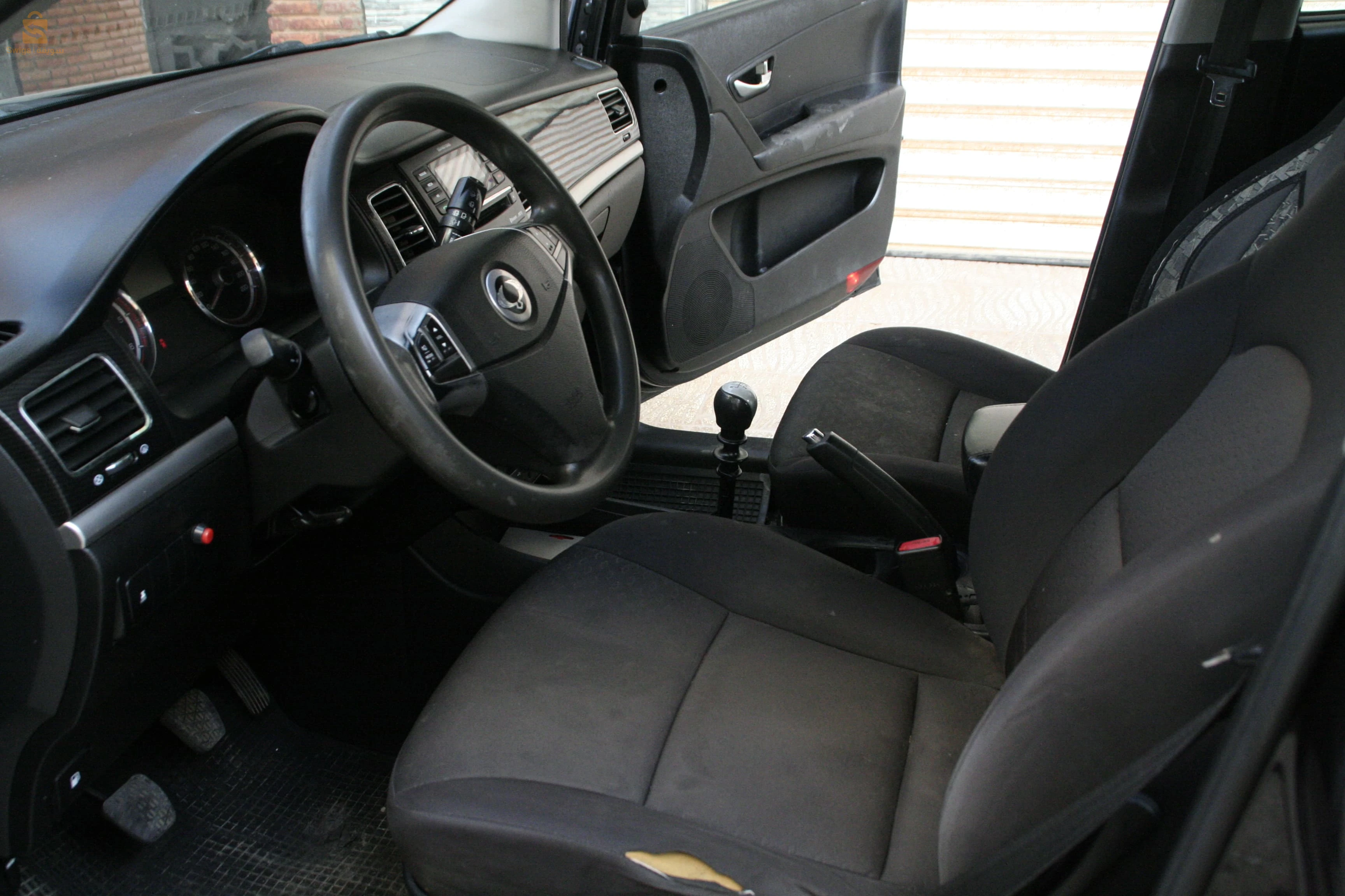 KORANDO 2014 LA 2.0 L LOTO NDIFA FIHA CHWIA LES RETOUCHE SGHERE