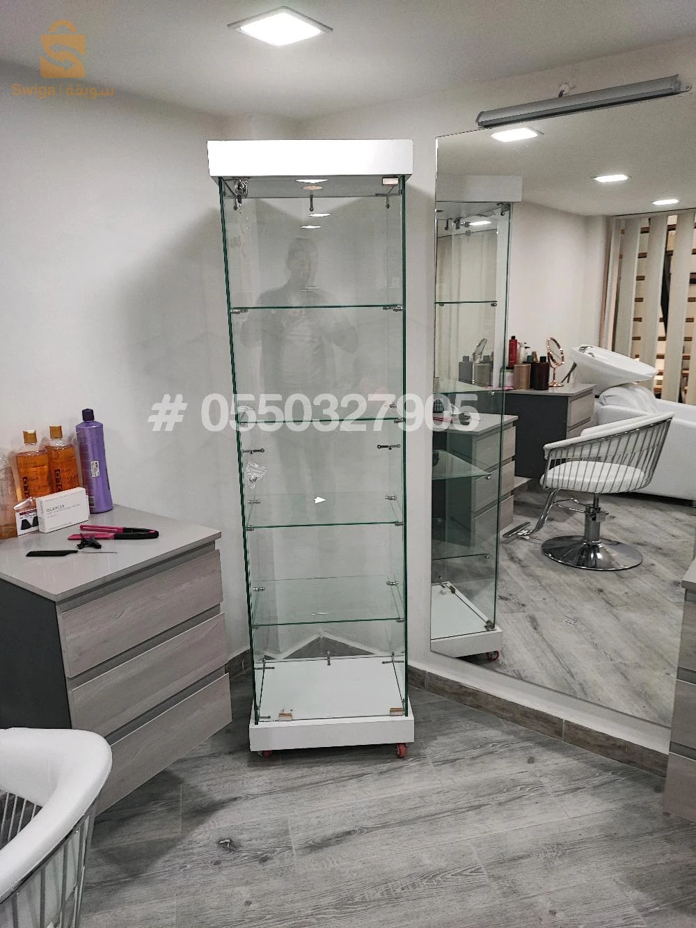armoire en verre pour exposition 50cm