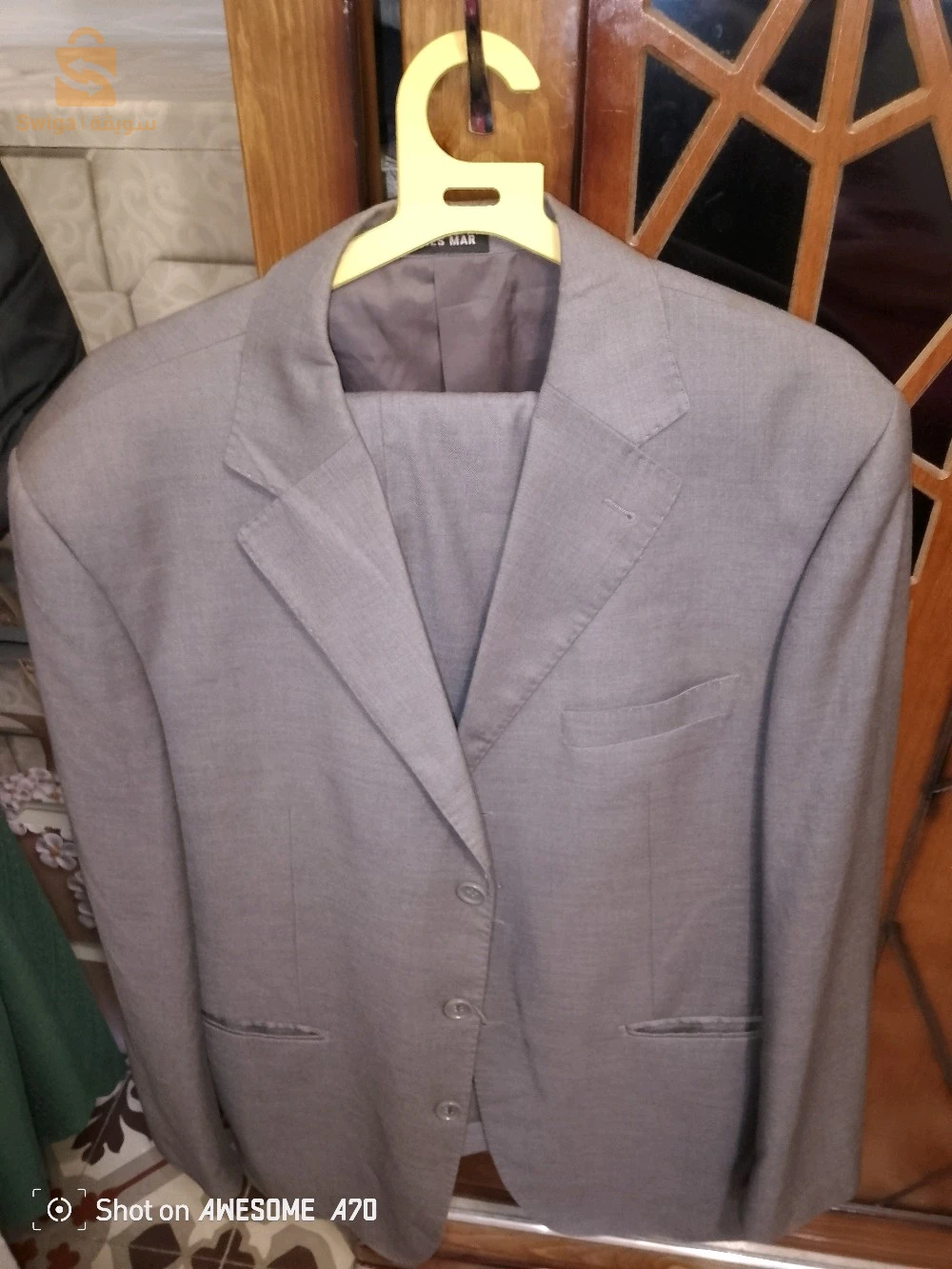 vend 2 costume pour homme très jolie couleur lieux Bologhine alger