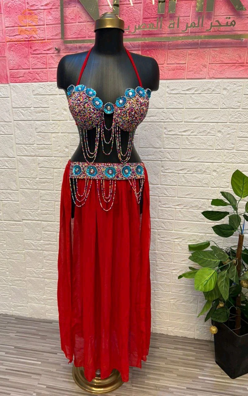 بدلة رقص 💃💃
بدلة مصرية أصلية تطريز يدوي تحفة.
كاليتي هايلة المودال 2pc مطرز بالعقاش فينسيون هباااال والتيسي في الواعر 😉 .
المقاس..40 حتى 50.