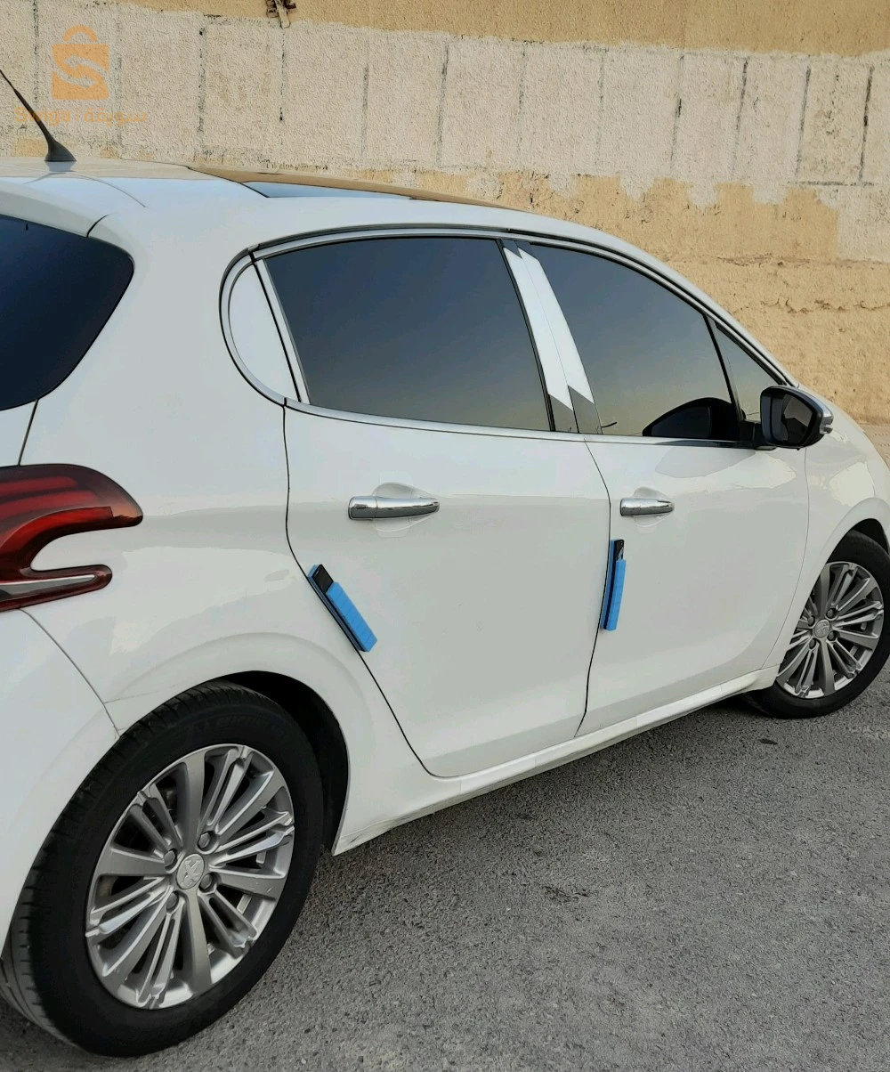 بيجو 208 2015 13 تلمسان