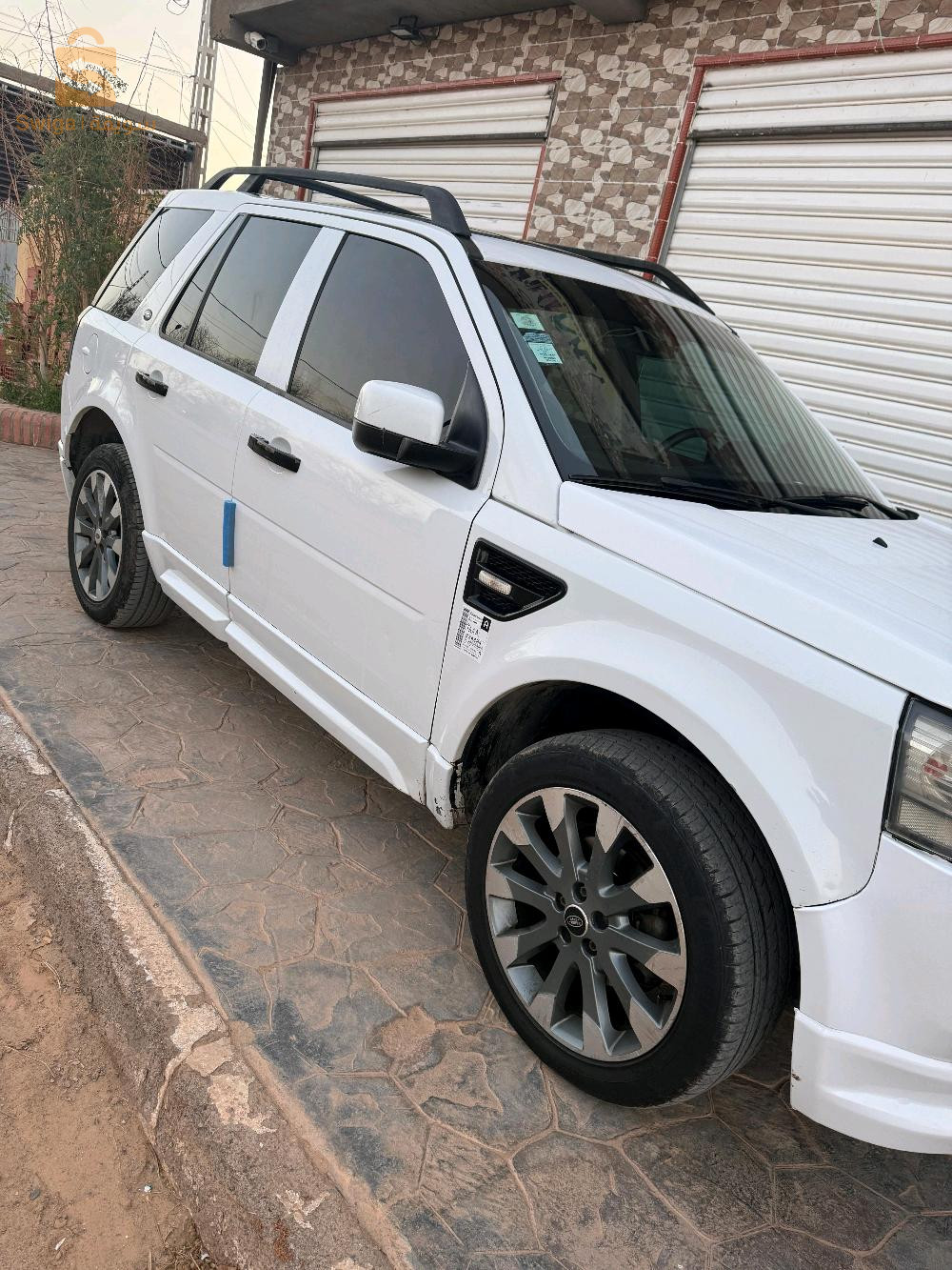 لاندروفر Freelander 2014 1  ادرار
