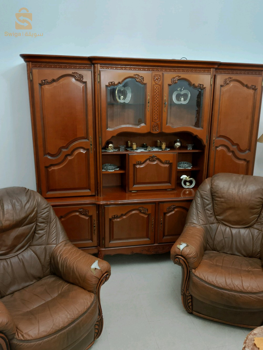 اثاث منزلي للبيع في حاله جيده رقم الهاتف 0540376601