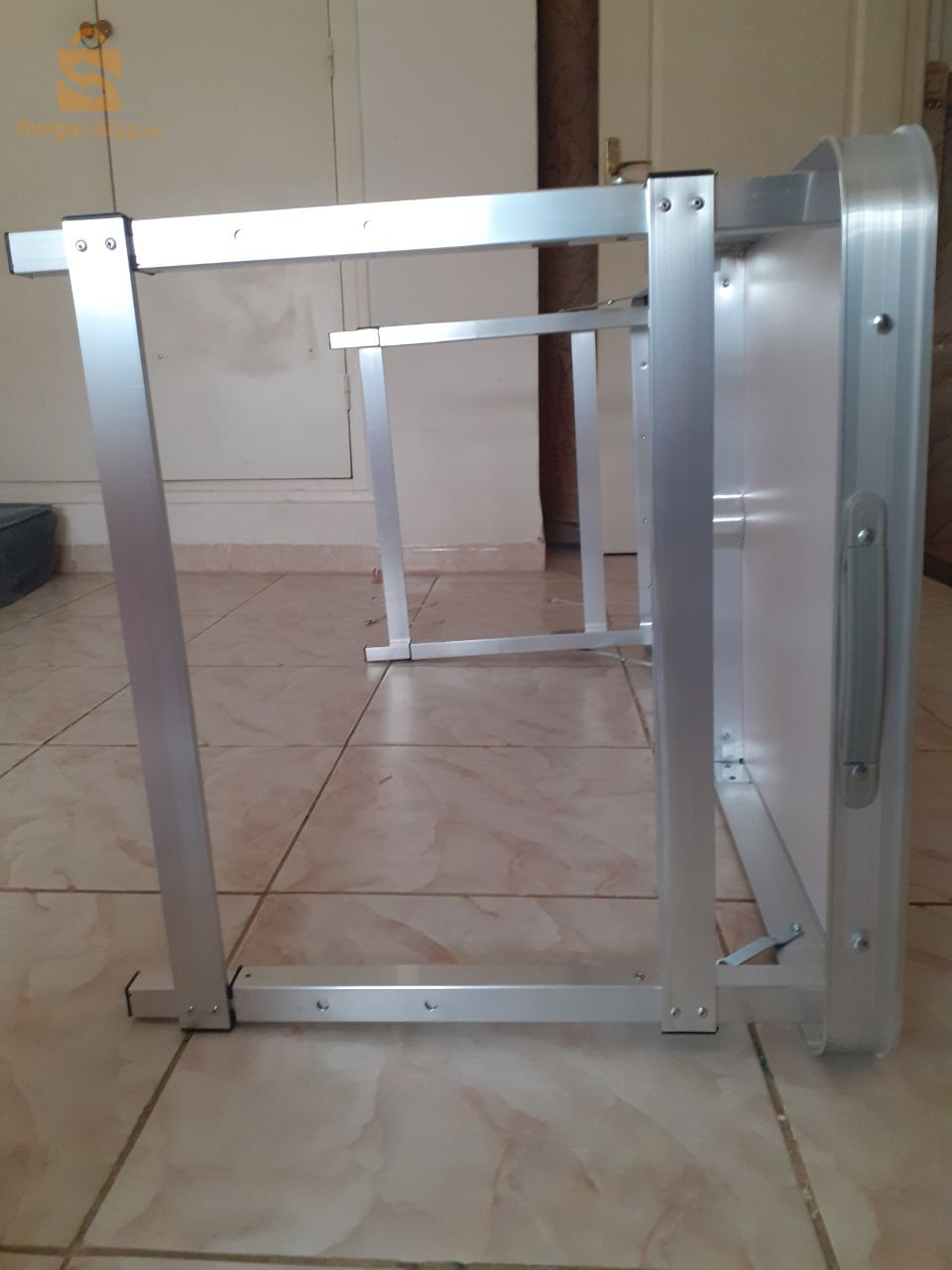 طاولة قابلة للطي table pliante