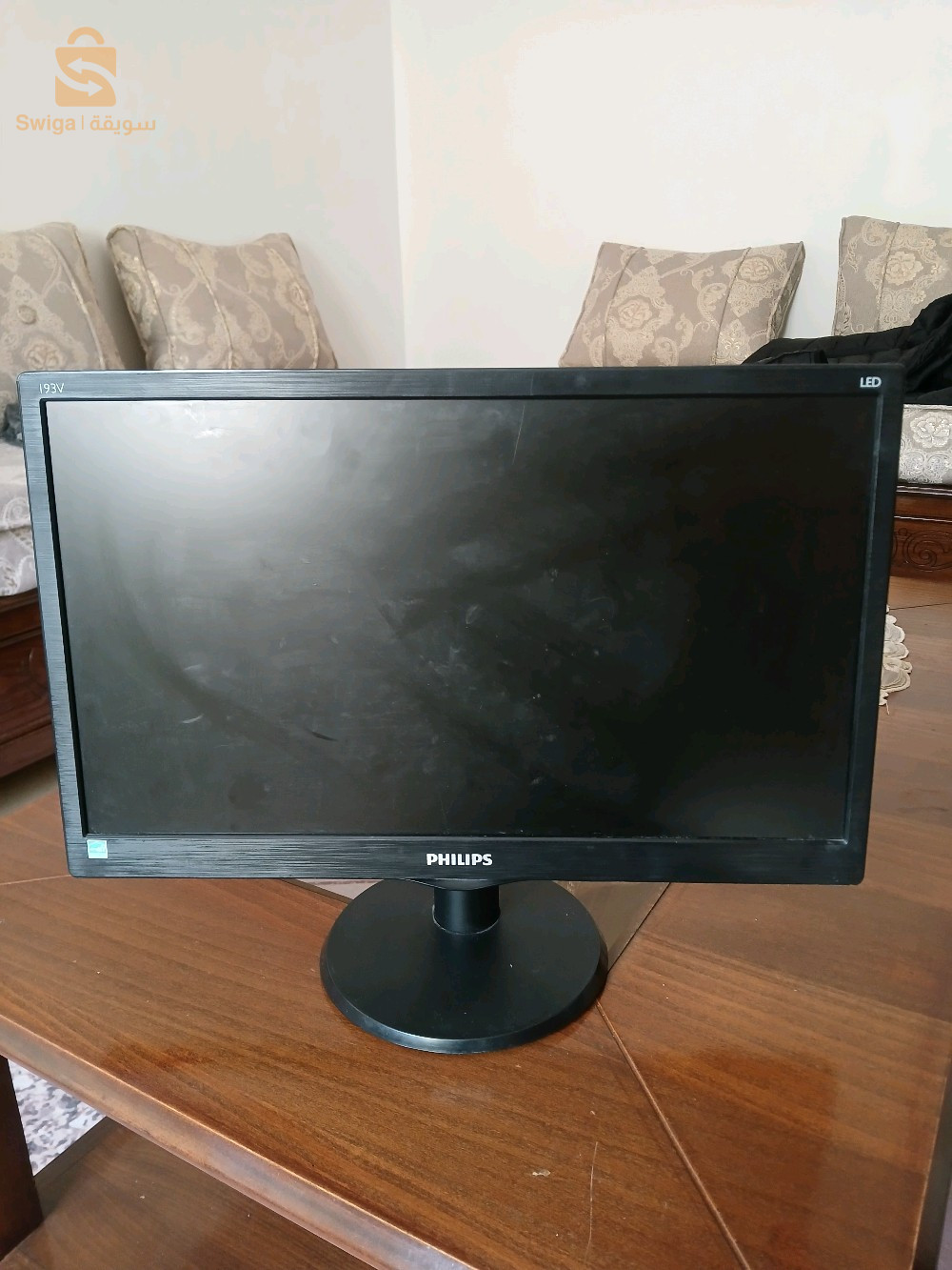 Bonjour je mets en vente un pc neuve complet composé de :
-/Un écran Philips 
-/un clavier Capsys 
-/une souris Capsys 
-/Unité (central)
/Windows 10 
/4Ram 
/2 usb a l'avant 
/6usb à l'arrière 
/1Port HDM
/1Port VGA
/1 entré câble wifi
Si quelqu'un est intéressé il me appel 0558267862
Ou 0555022449 .