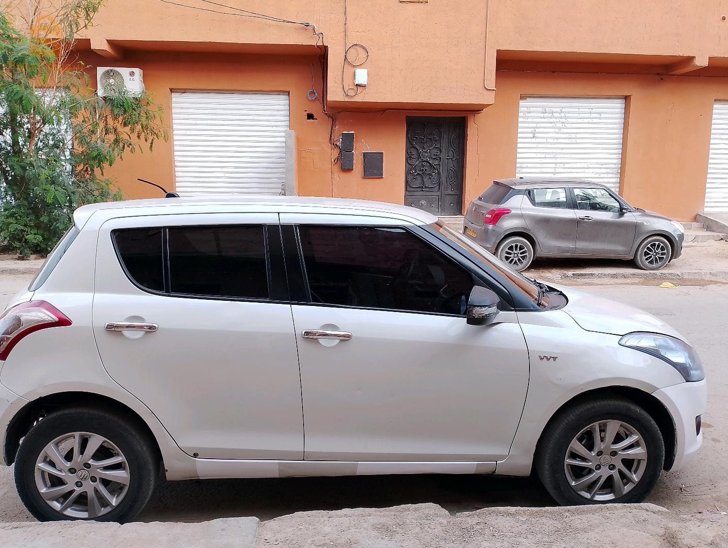سوزوكي Swift 2015 1  ادرار